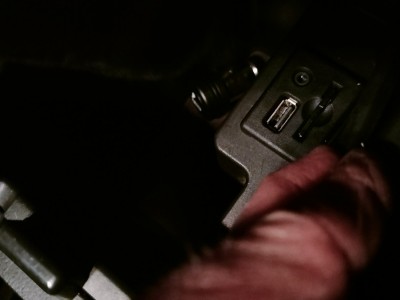 Tu jest wejście na kartę. Zaznaczę że wejście USB działa.