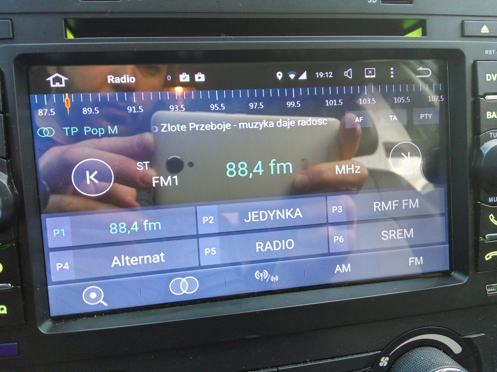 radio.jpg