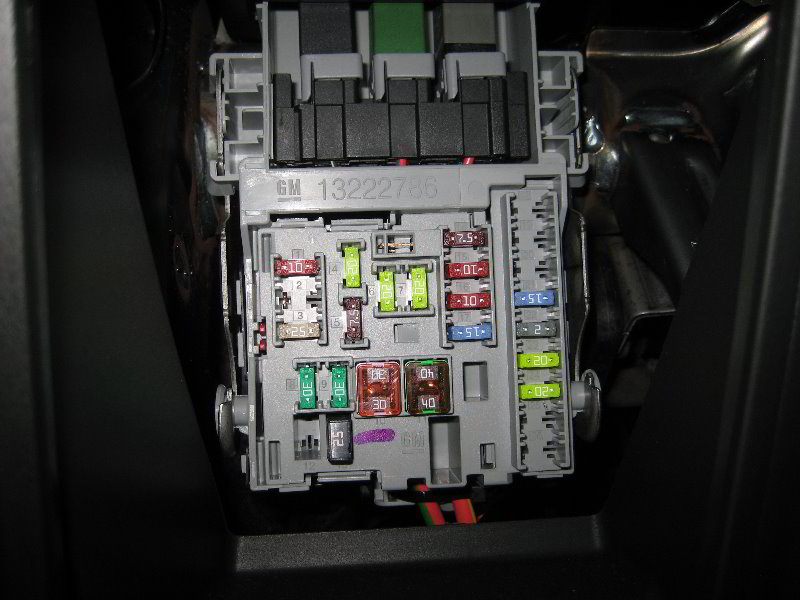 GM-Chevrolet-Cruze-Electrical-Fuse-Replacement-Guide-014.JPG